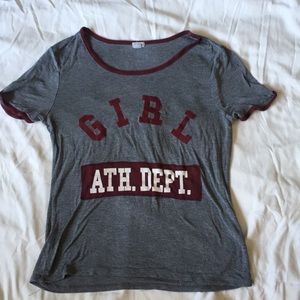 “Graphic” T-Shirt ✨